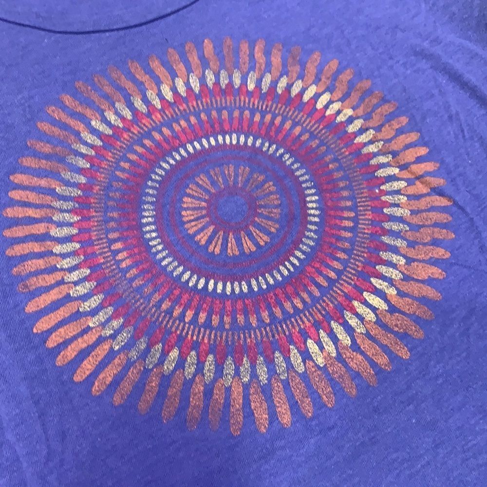 Super Soft, thin Ladies Columbia S/P Purple Graphic Tee Shirt - Picture 2 of 8